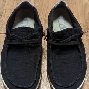 Wendy Hey dude shoes size 11